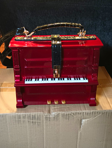 Red piano shaped women - red,